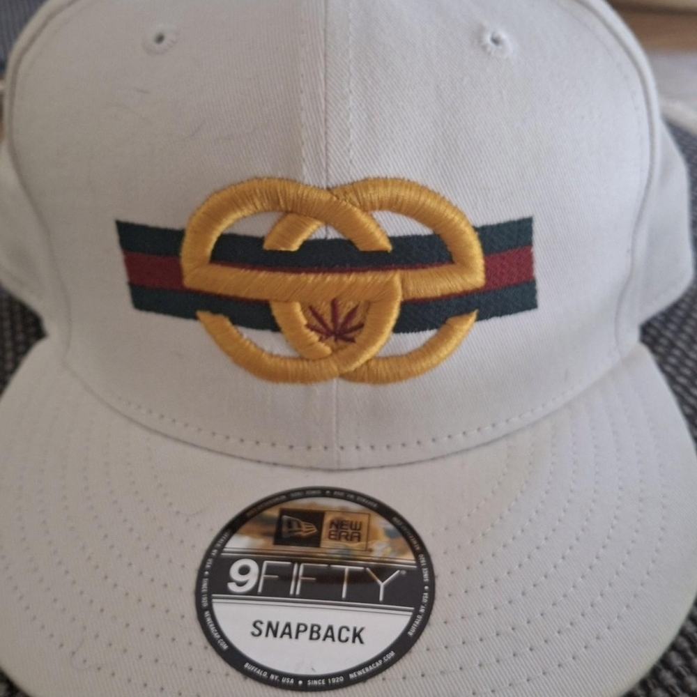 9fifty Beige Snapback Cap with Gold and Green Embroidery
